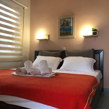 Apart-hotel Plaisir 3*