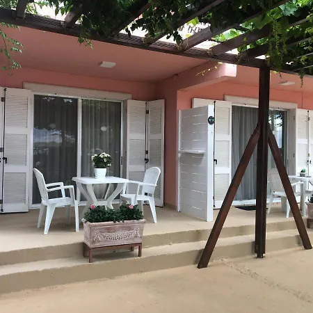 Plaisir Hotel apartamentowy