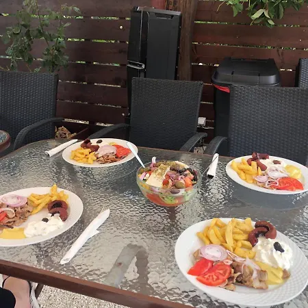Plaisir Apartahotel