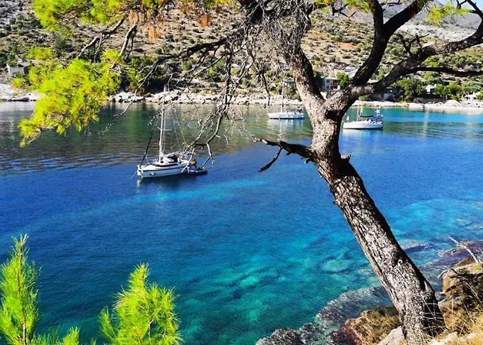 アパートホテル Plaisir Makryámmos