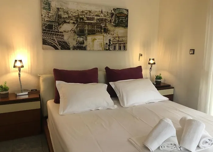 Plaisir アパートホテル Makryámmos