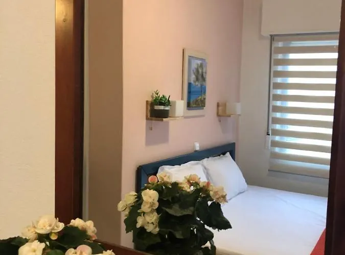 アパートホテル Plaisir Makryámmos