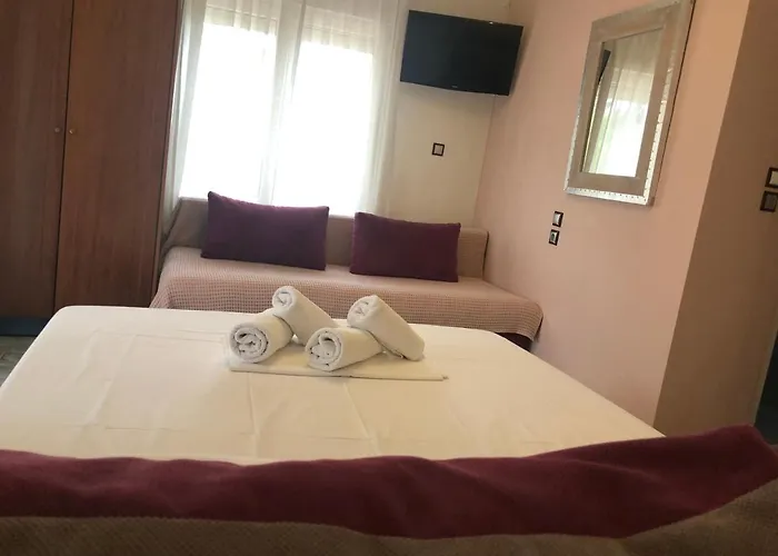 アパートホテル Plaisir Makryámmos