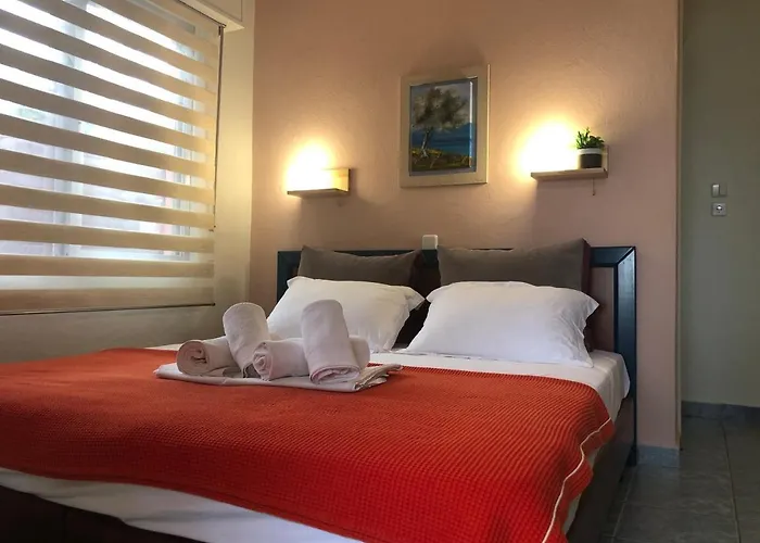 アパートホテル Plaisir 3*